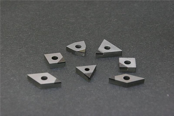объединенный инкрустированный карбид CNC вводит покрытие PVD с различными моделями