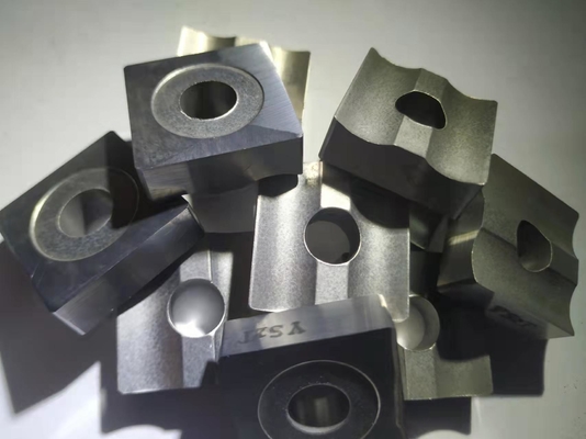MPa 1960 лезвий вырезывания токарного станка CNC YS2T Semi заканчивая с круглым отверстием
